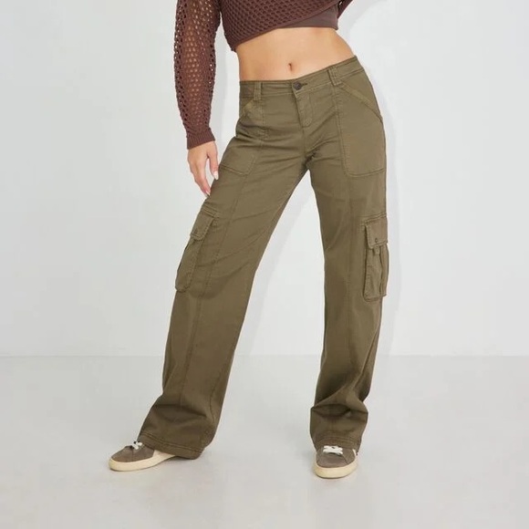 Garage low rise green cargo pants - Picture 1 of 5